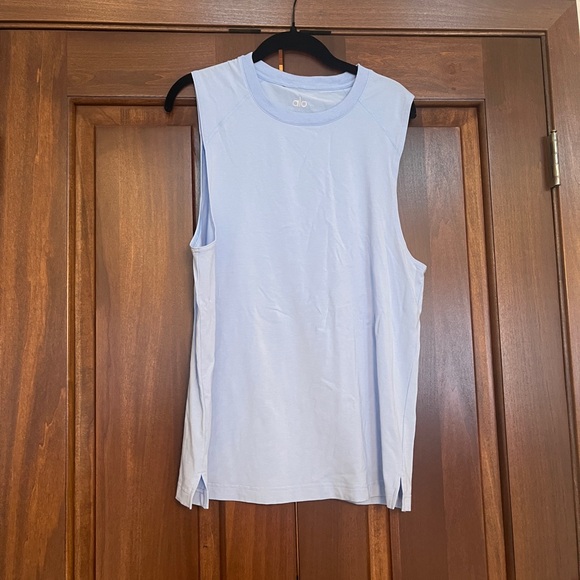 ALO Yoga Men's Seashell Blue Tank Top - Picture 2 of 6